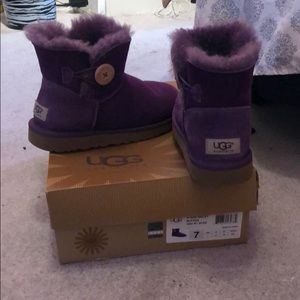 Mini bailey button Uggs
